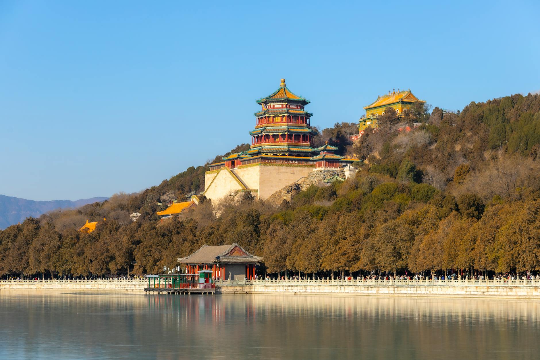 Chinese palace garden with lake and traditional architecture